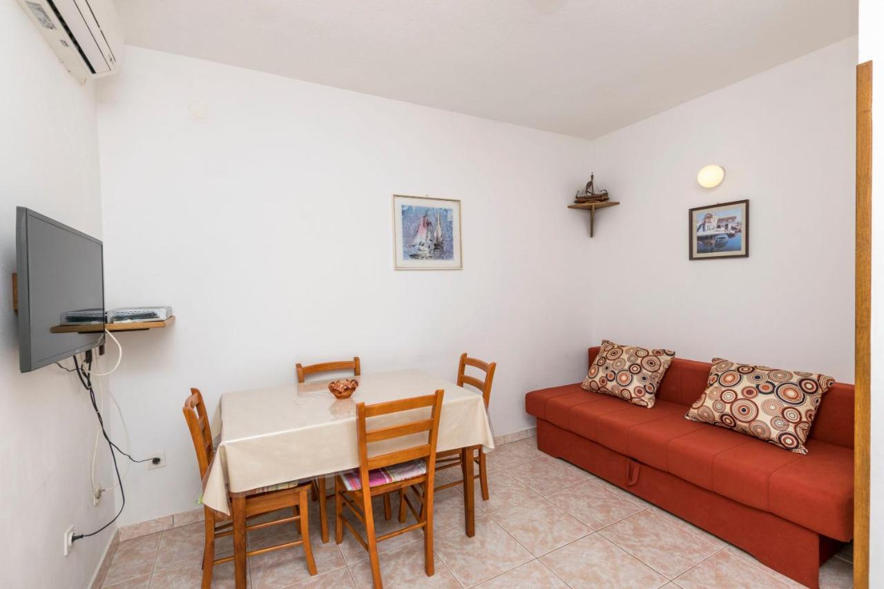 Apartments Neda Trogir Zewnętrze zdjęcie